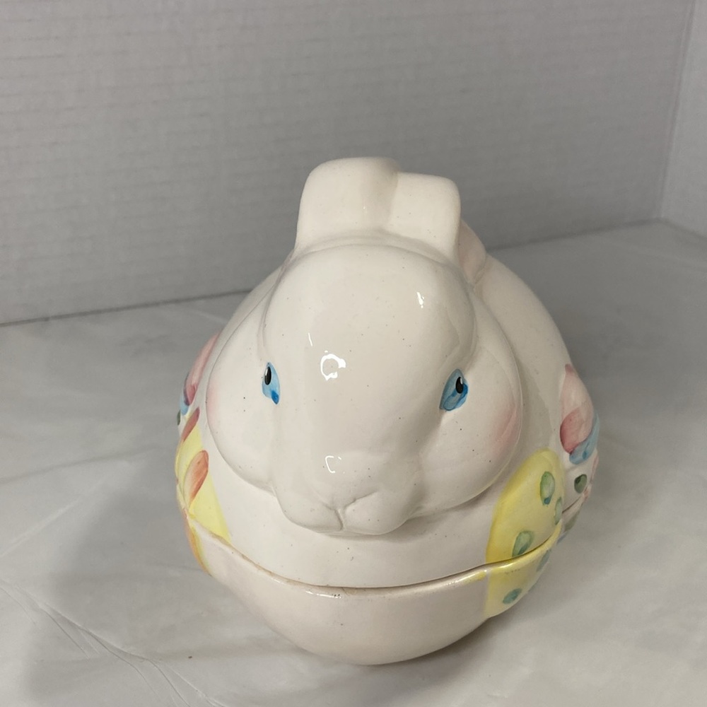 Vintage Easter Bunny Rabbit Candy Dish Lidded Easter Egg Design on Both Sides